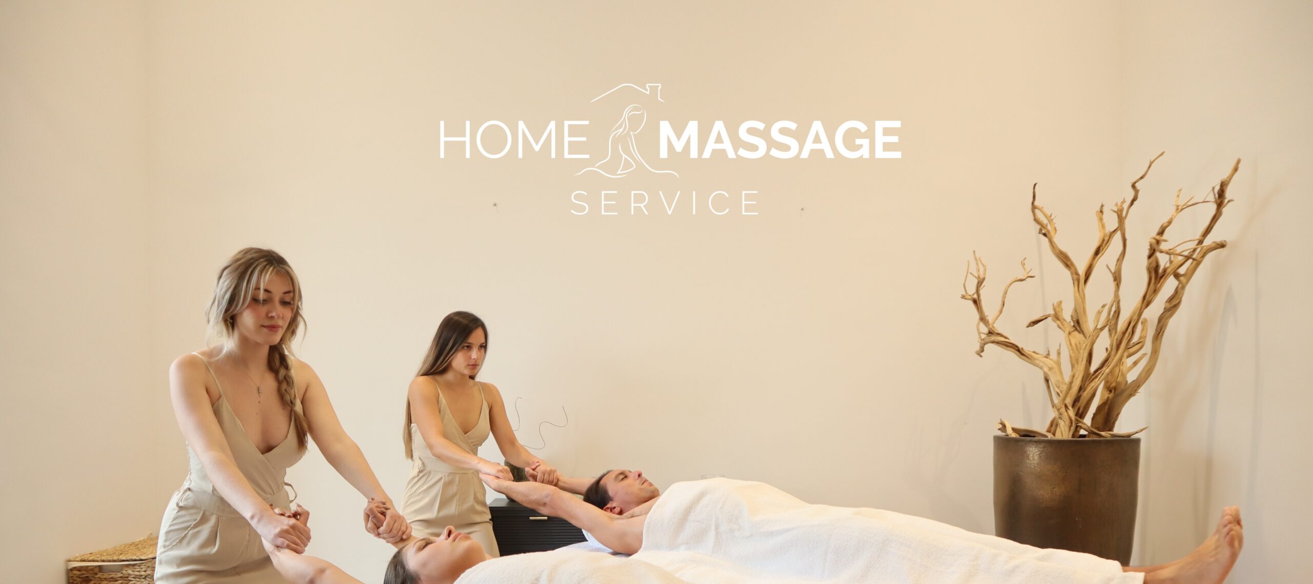 11Couples massage at home. 
Couples massage booking 
Offer couple massage at home
Best price simultaneous couple service